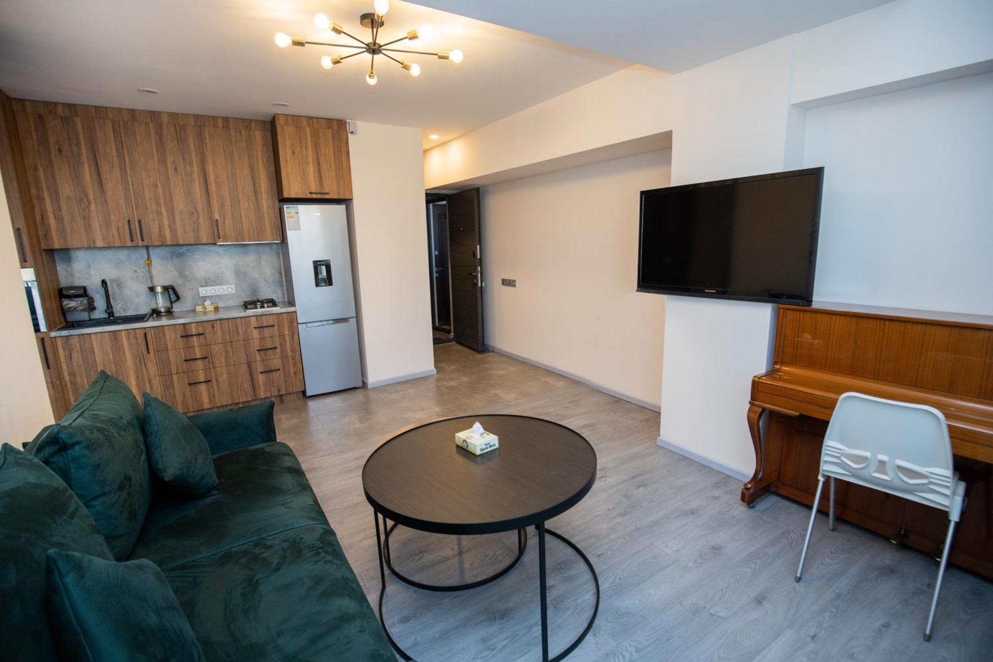Yereone Hotel Apartment เยเรวาน ภายนอก รูปภาพ